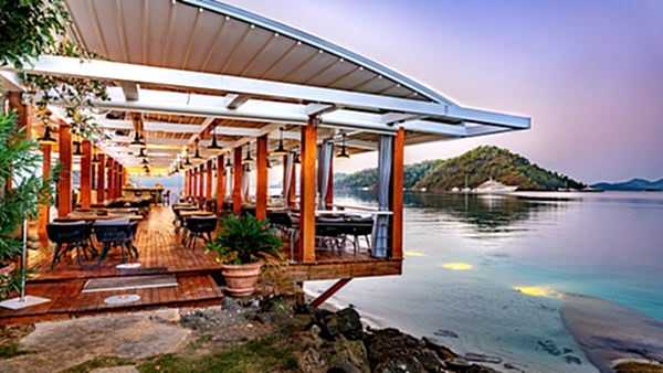 SUMQAYIT FETHİYE D RESORT GÖCEK D BREEZE RESTAURANT AHŞAP UYGULAMALAR
