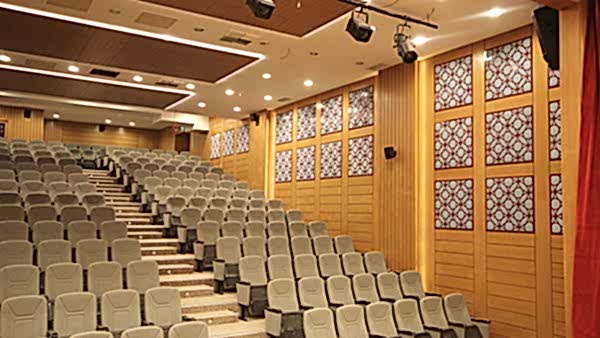 BAKI DOĞA KOLEJİ KONFERANS SALONU