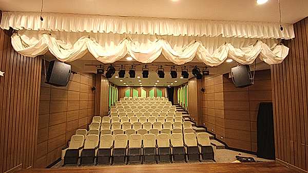 GÜNEŞLI DOĞA KOLEJİ KONFERANS SALONU