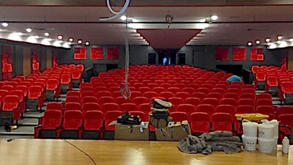 LƏNKƏRAN MEKTEBİM OKULLARI KONFERANS SALONU